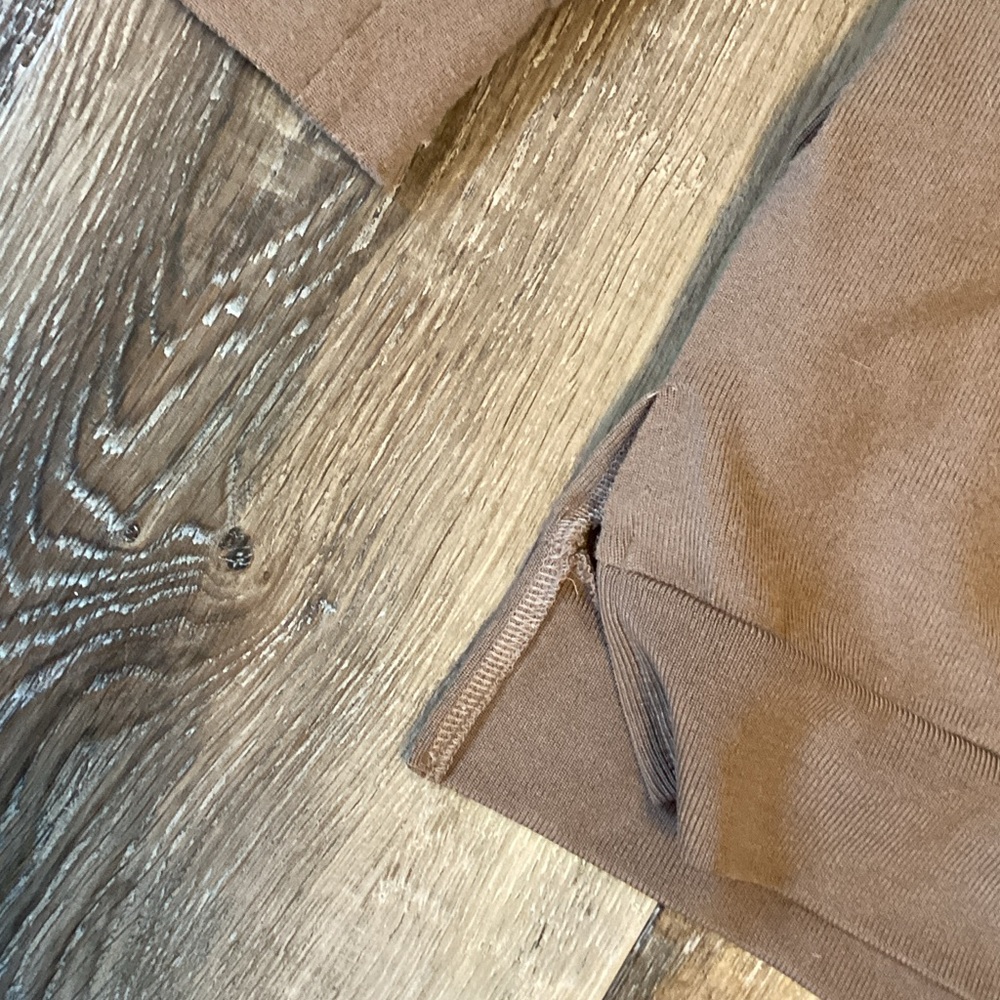 Long sleeve basic shirt - Picture 2 of 4